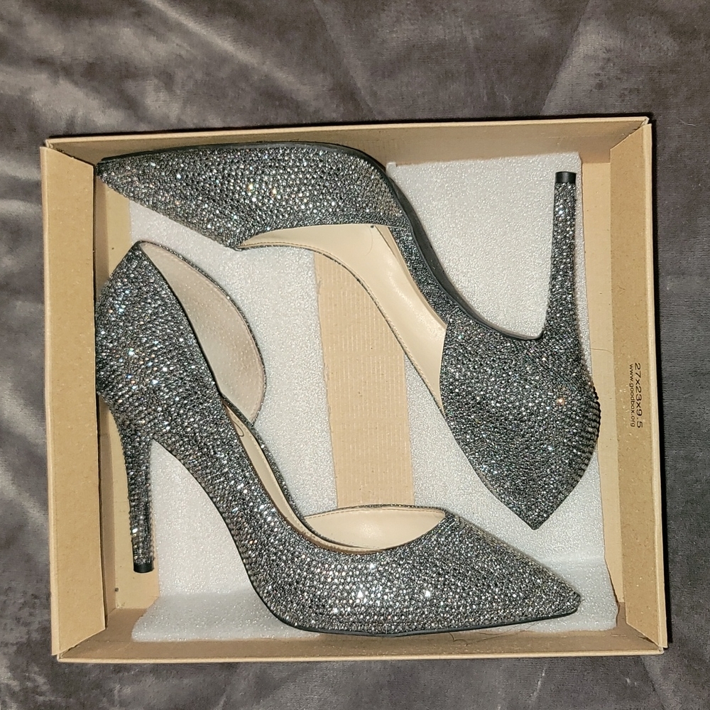 Jessica Simpson Lucina Pewter Glitter Gabor